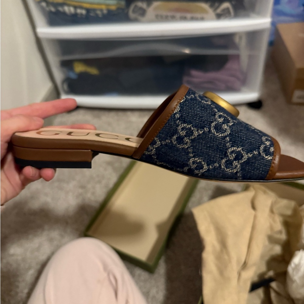 Gucci Women's Brown and Navy Slide Sandals - Picture 4 of 7